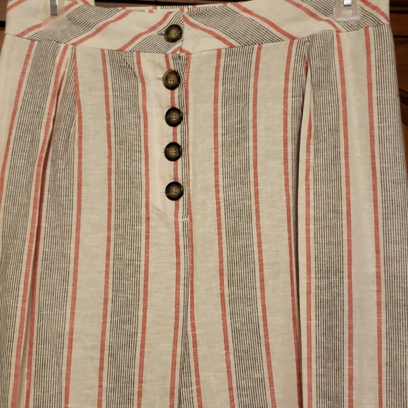 Pants - Picture 3 of 4